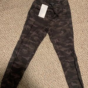 Athleta Camo Farallon Jogger